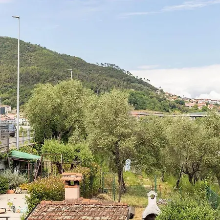 Apartment Modern Skyview La Spezia