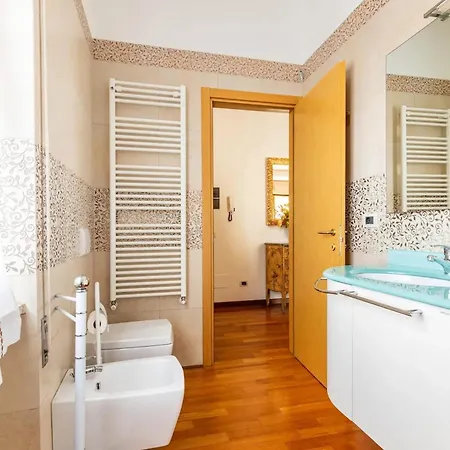 Apartament Modern In With Stunning Views - 75 M² *