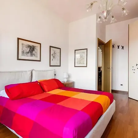 Modern In With Stunning Views - 75 M² *